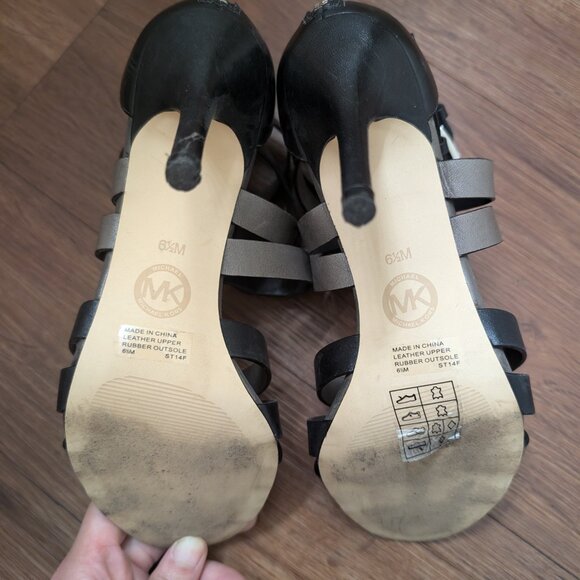 Michael Kors Double Buckle Strappy Heel Sandals Black/Grey - Picture 7 of 9